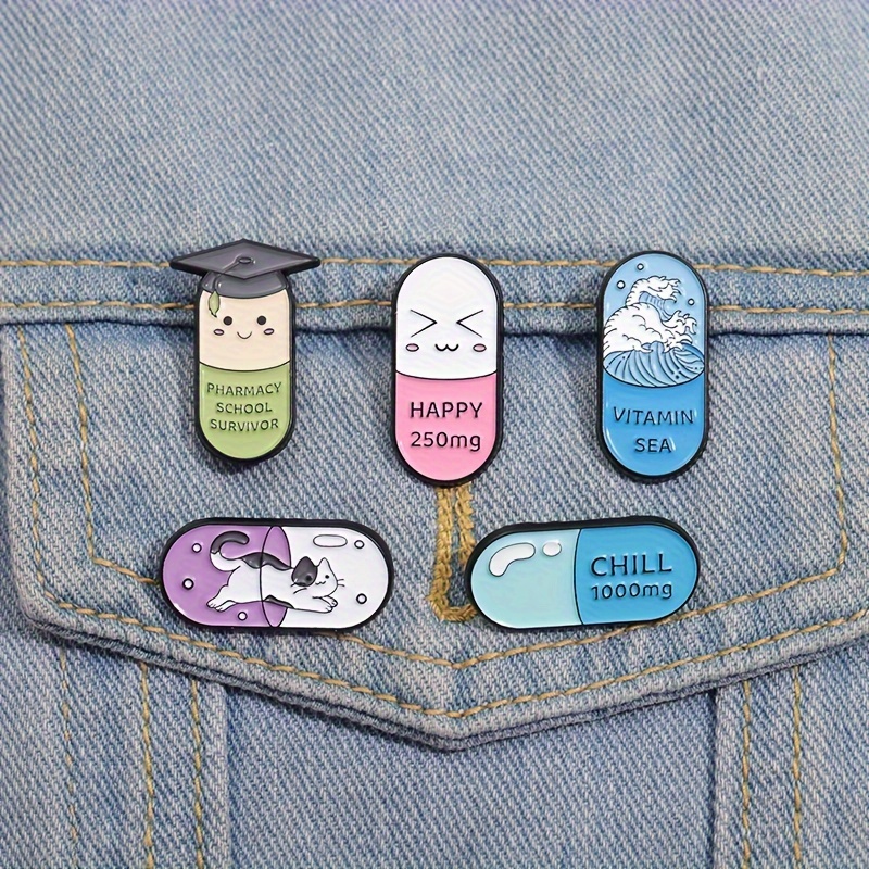 

Creative Happy Capsule Medical Pin, Funny Expression Brooch, Cute Accessories Badge Brooch