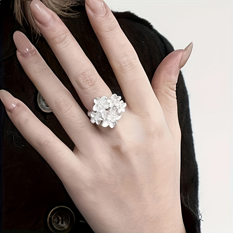 Exquisitely Designed Cherry Blossom Double-Layer Beaded Elastic Floral Cluster Ring