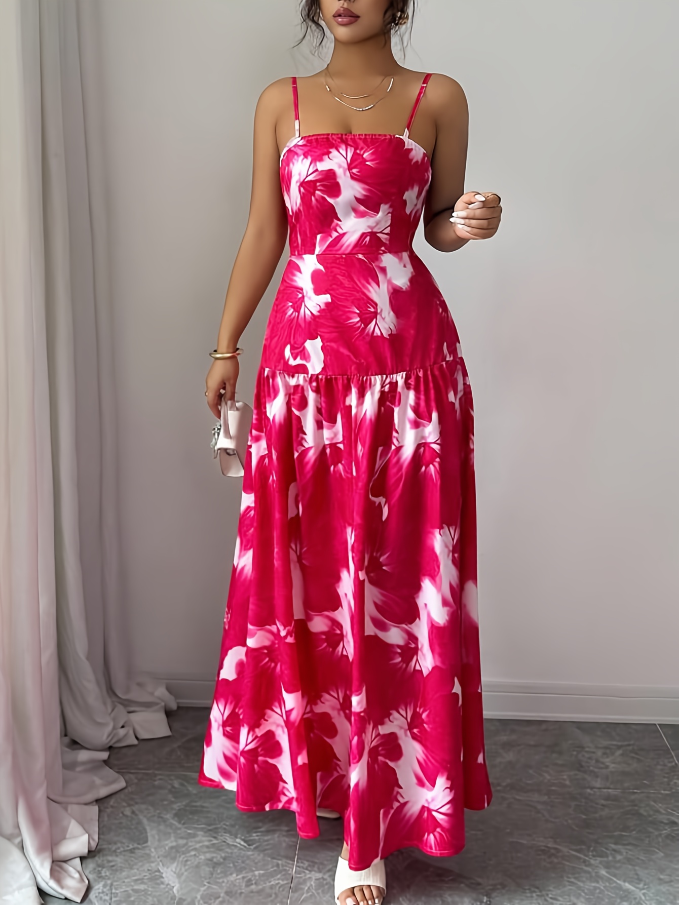 This Elegant Floral Print Dress Features a Backless Design with a Tie And a Ruffled Hem, Perfect for Dates, Parties, Gatherings, Or Beach Vacations