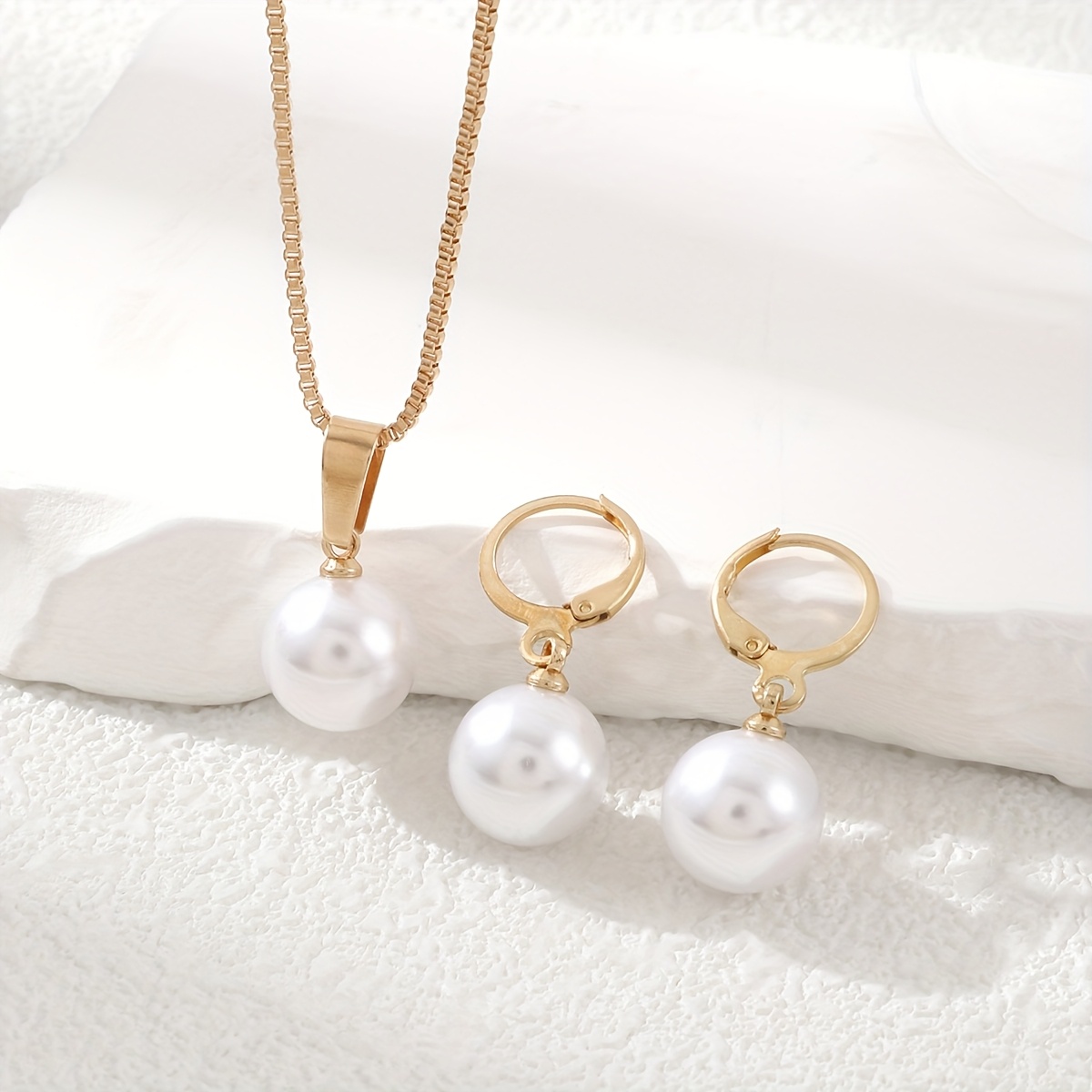 3pcs Classic Minimalist Pearl Pendant Hoop Earrings And Necklace, Elegant Chain Choker, Fashionable Women's Versatile Jewelry Set, Suitable For Daily, Party, Dating Jewelry Additions