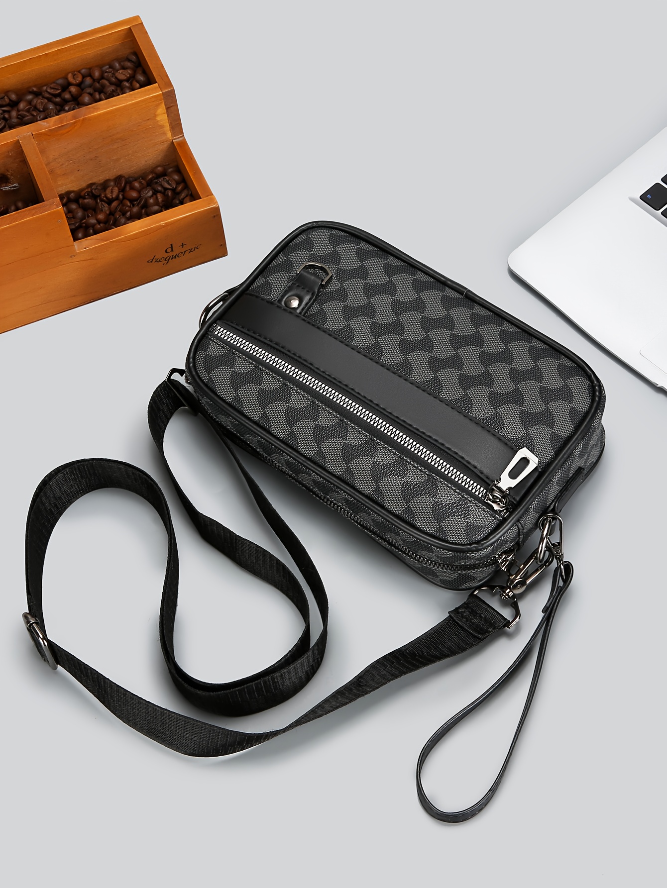 a versatile clutch with a casual   design this crossbody bag features   its a small square pouch for daily     storing your phone and     crossbody Product details 12