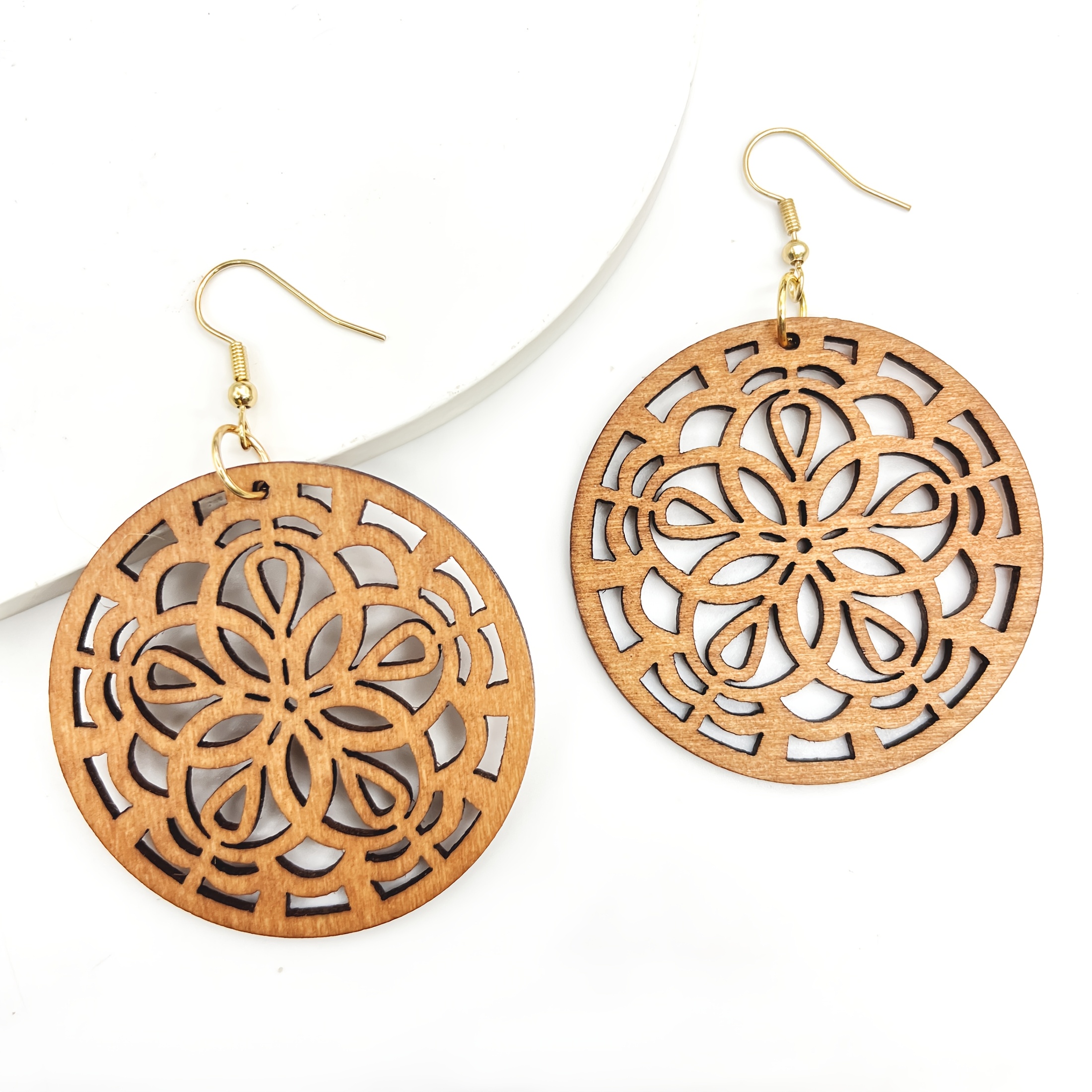 Vintage Boho Wooden Earrings Retro Floral Pattern Iron Post