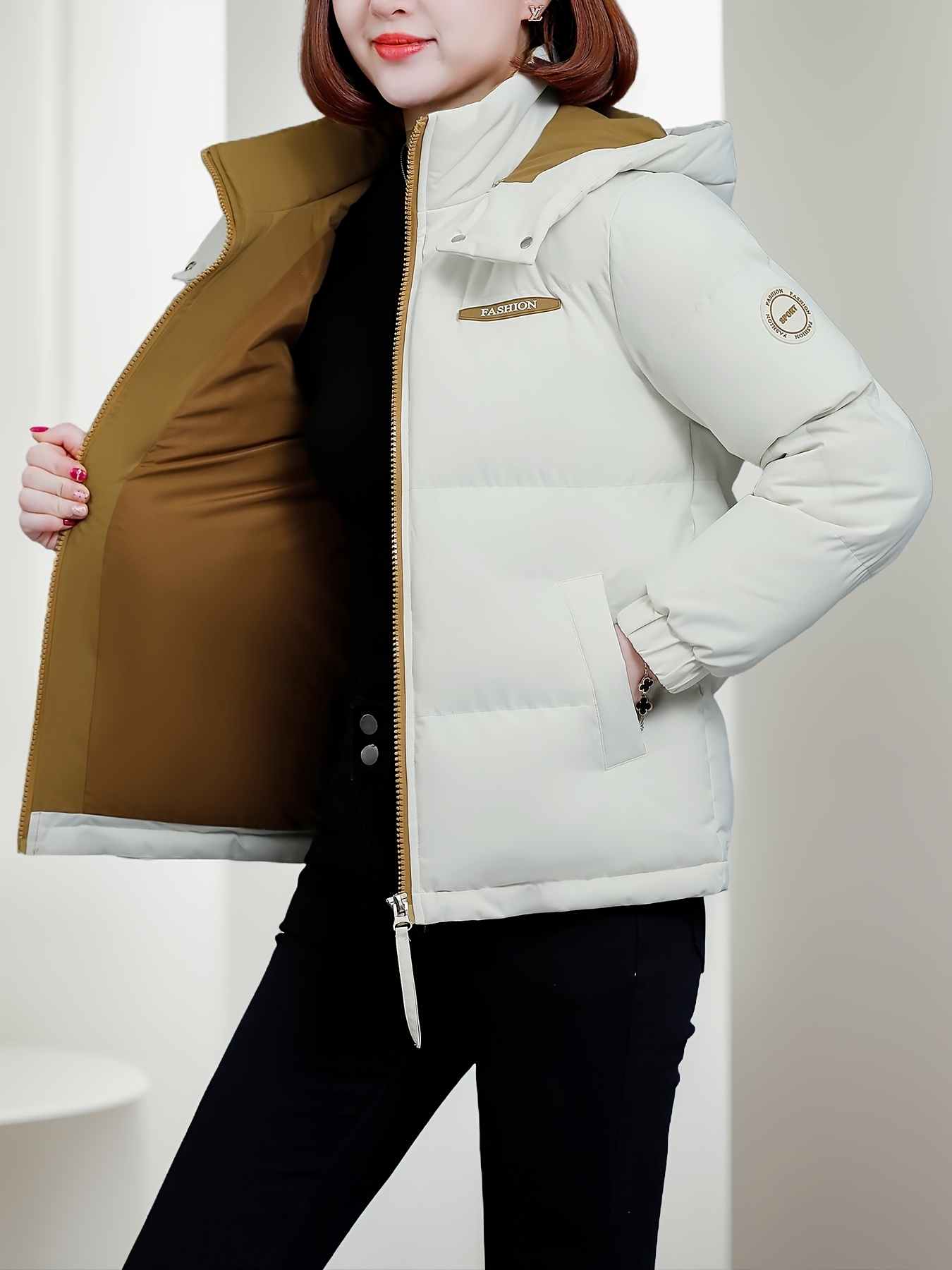 Chaqueta Corta de Invierno Elegante para Mujer Diseño y con Detalles  de Material de Poliéster, Con Capucha, Cierre Frontal c