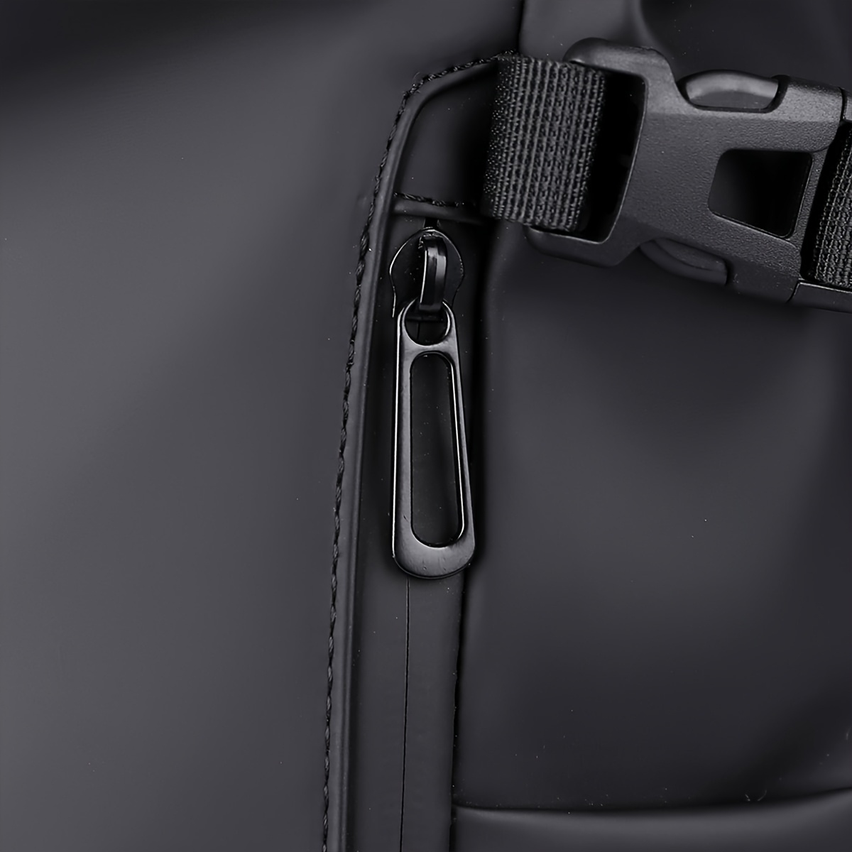 Roll-top Backpack 2025 New Fashion Trend Large-capacity Travel Backpack Commuting Computer Bag Men