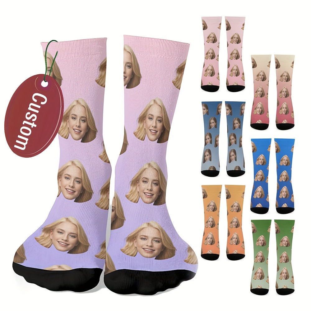 

1 Pair Of Unisex Gradient Color Funny Face Pattern Knitted Crew Socks Support Personal Picture Customization, Comfy & Breathable Elastic Sport Socks, For Birthday Gifts And Parties