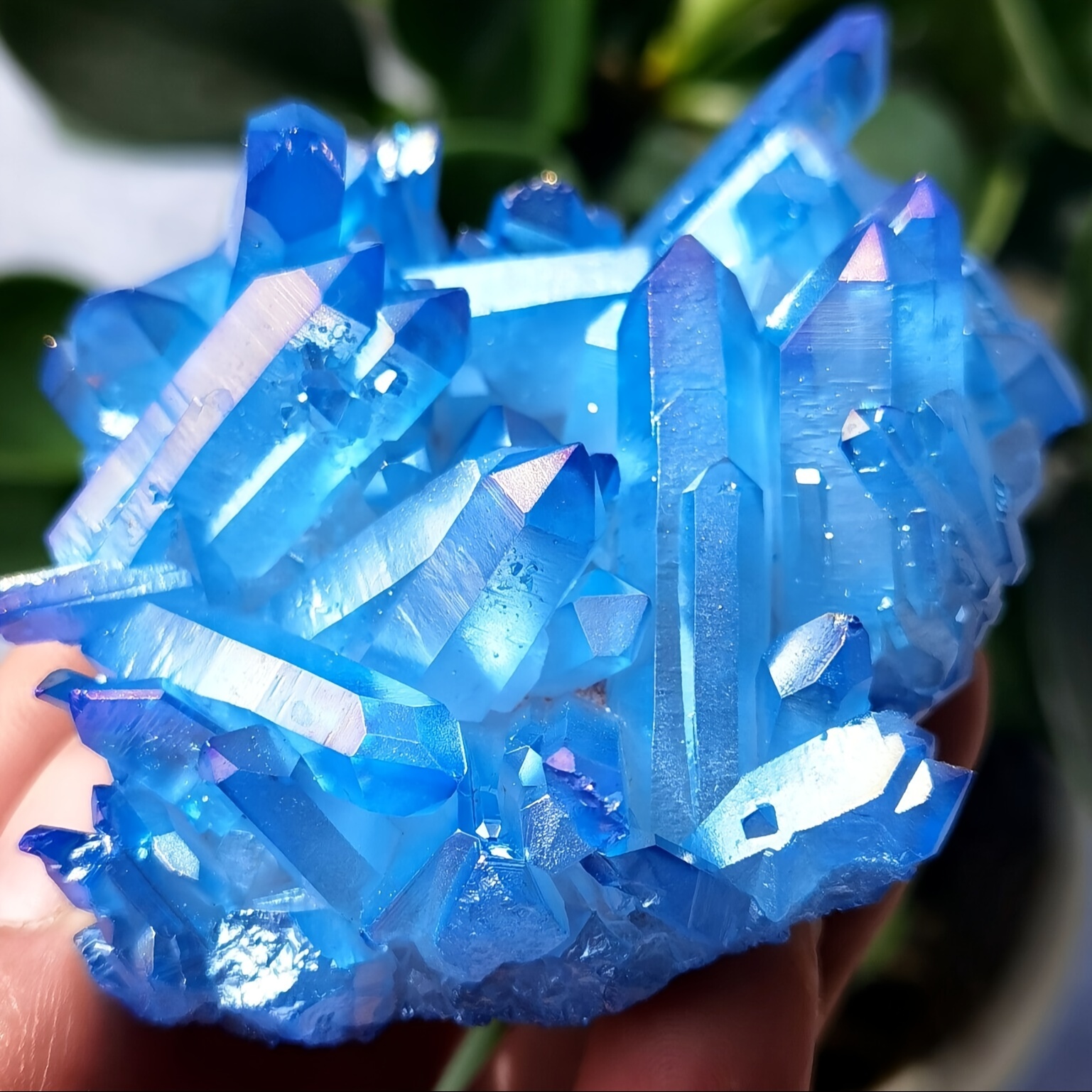 

1pc Aaa Natural Blue Aura Quartz Cluster Titanium Sample Special Elegant Jewelry Ornament Decoration