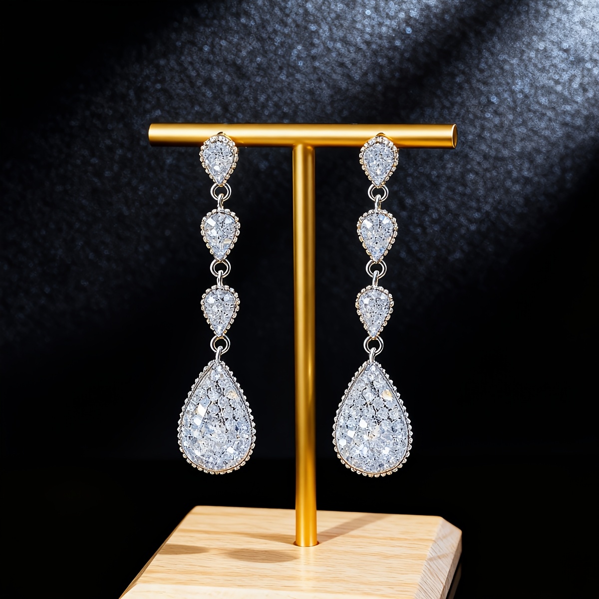 Women's Sparkling Waterdrop Pendant Zirconia Dangle Earrings