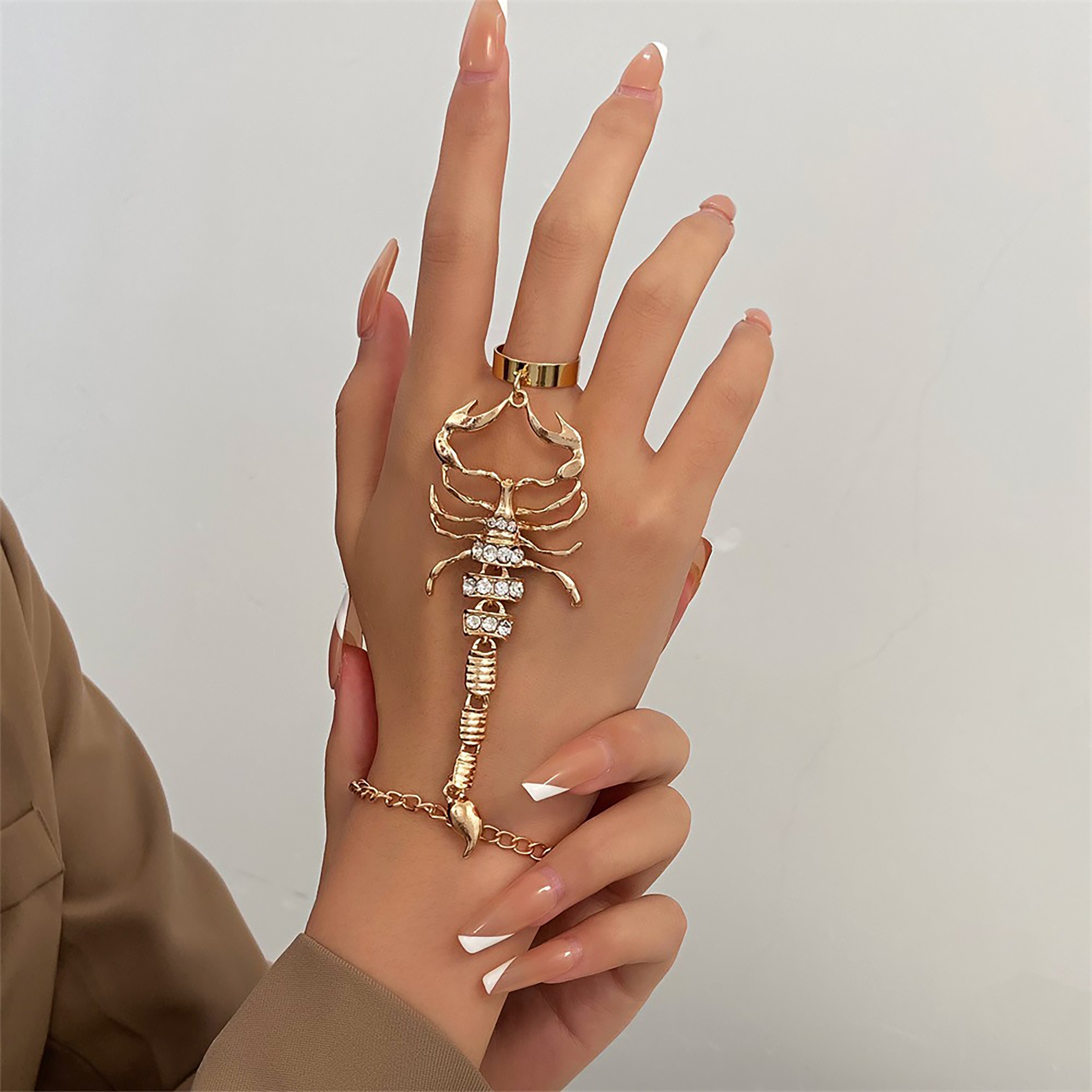 

Vintage Elegant Finger Ring Bracelet, Zinc Alloy With Embellishments, Single Piece Metal Hand Jewelry For Women, & Vacation, Valentine's Day Gift, Accessory