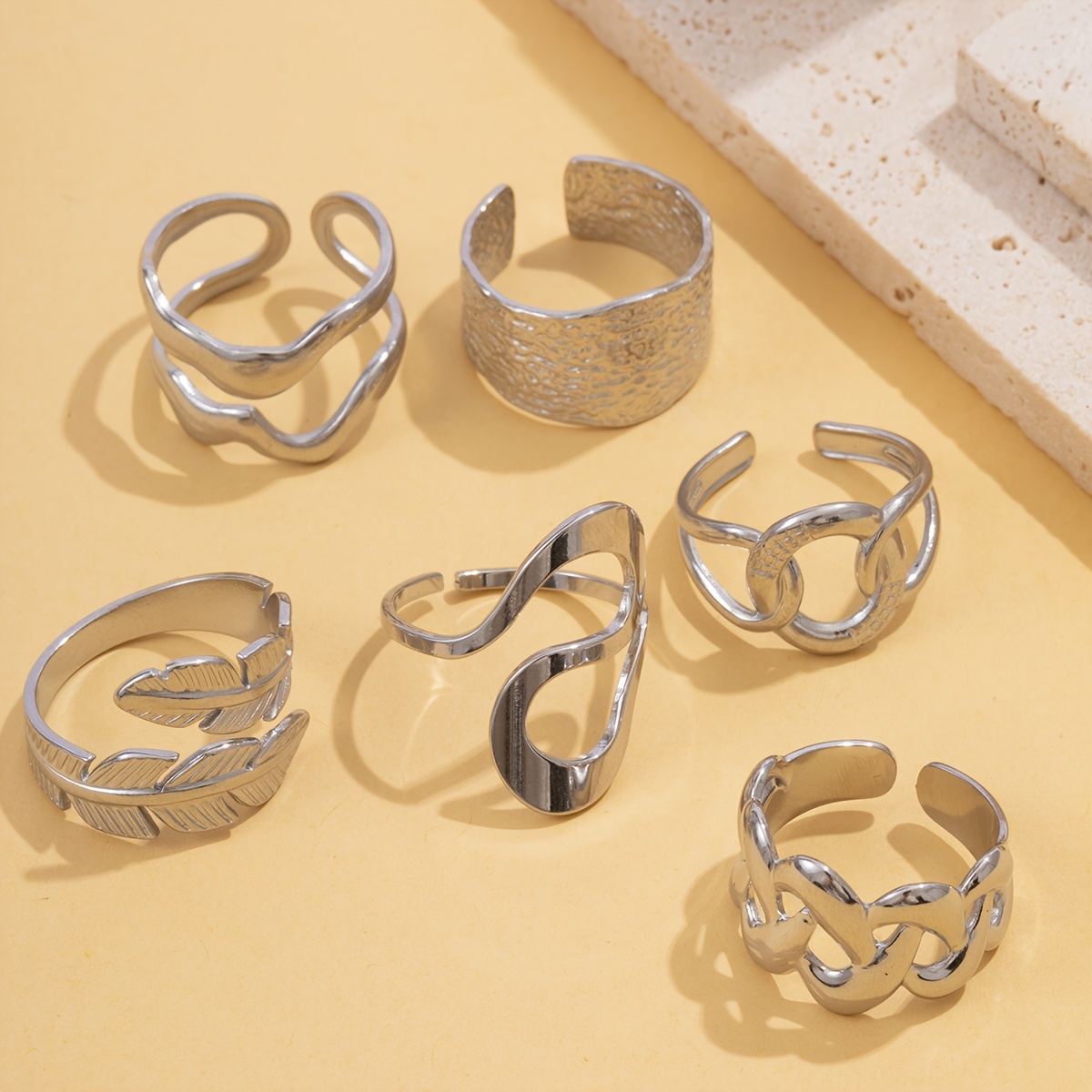 E-shop 6er-Set modische Edelstahlringe | Schlichtes, hohles geometrisches Design, stapelbar, ideal für den und als Geschenk, für Teenager