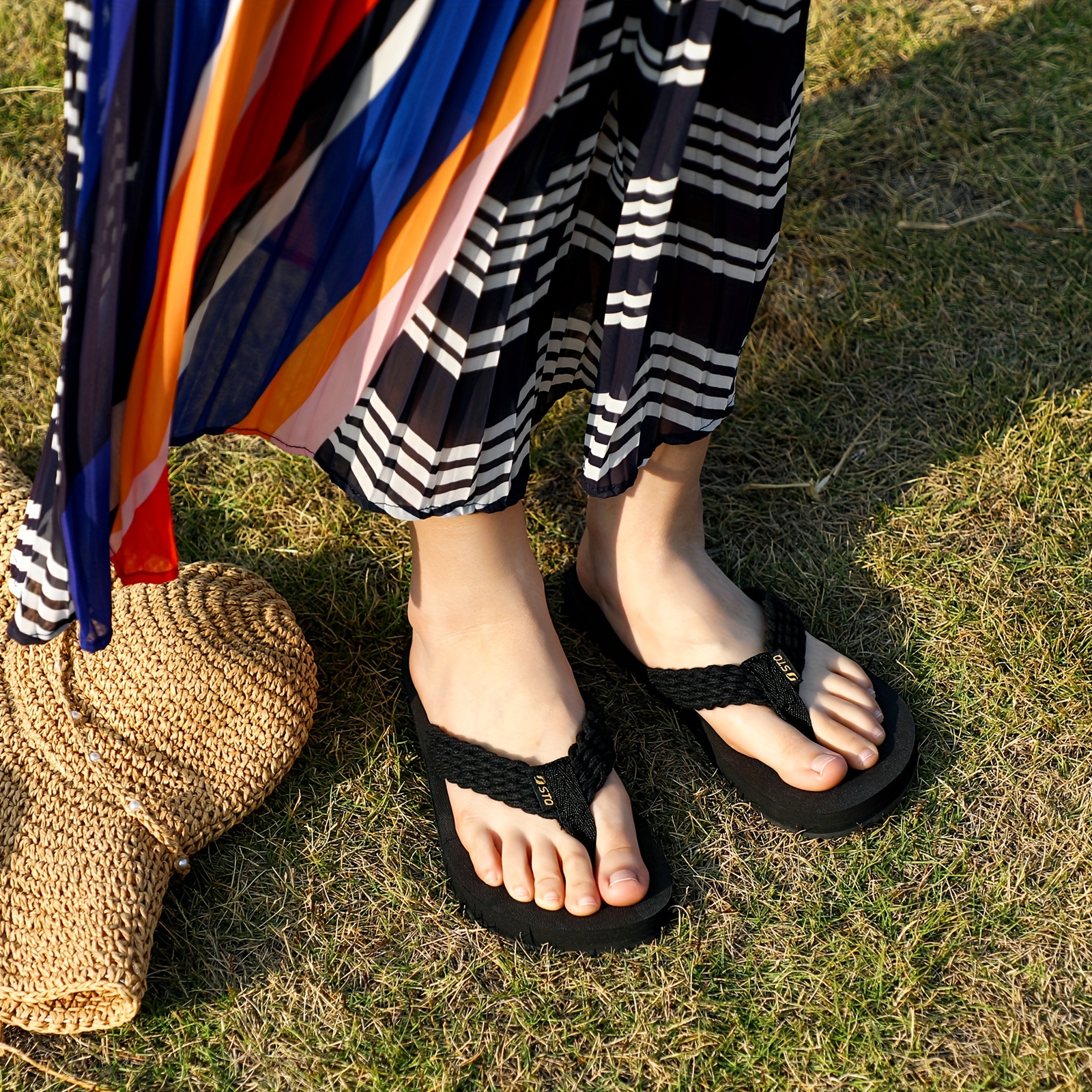 STQ Flip Flops for Women Beach, Comfortable Yoga Mat Summer Thong Sandals