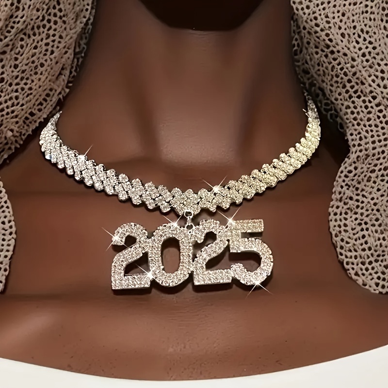 

2025 Pendant Cuban Chain Necklace For Women, Hip-hop Style, Unisex Fashion, Short Clavicle Jewelry, Holiday Accessory, Iron With , Suitable For Parties, Music Festivals, Lunar New Year, All-year Wear