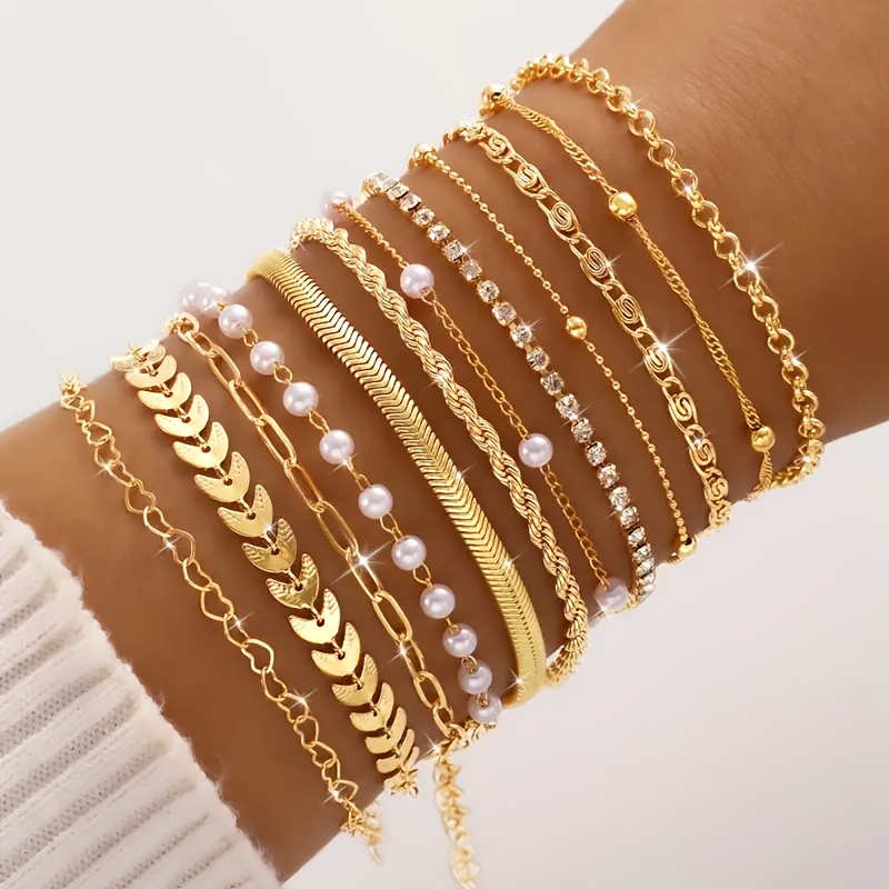E-shop 12-teiliges Set eleganter Damenarmbänder mit Kunstperlen und Pailletten in mehreren Schichten, stapelbar, eleganter Bohemian-Stil, für den , als