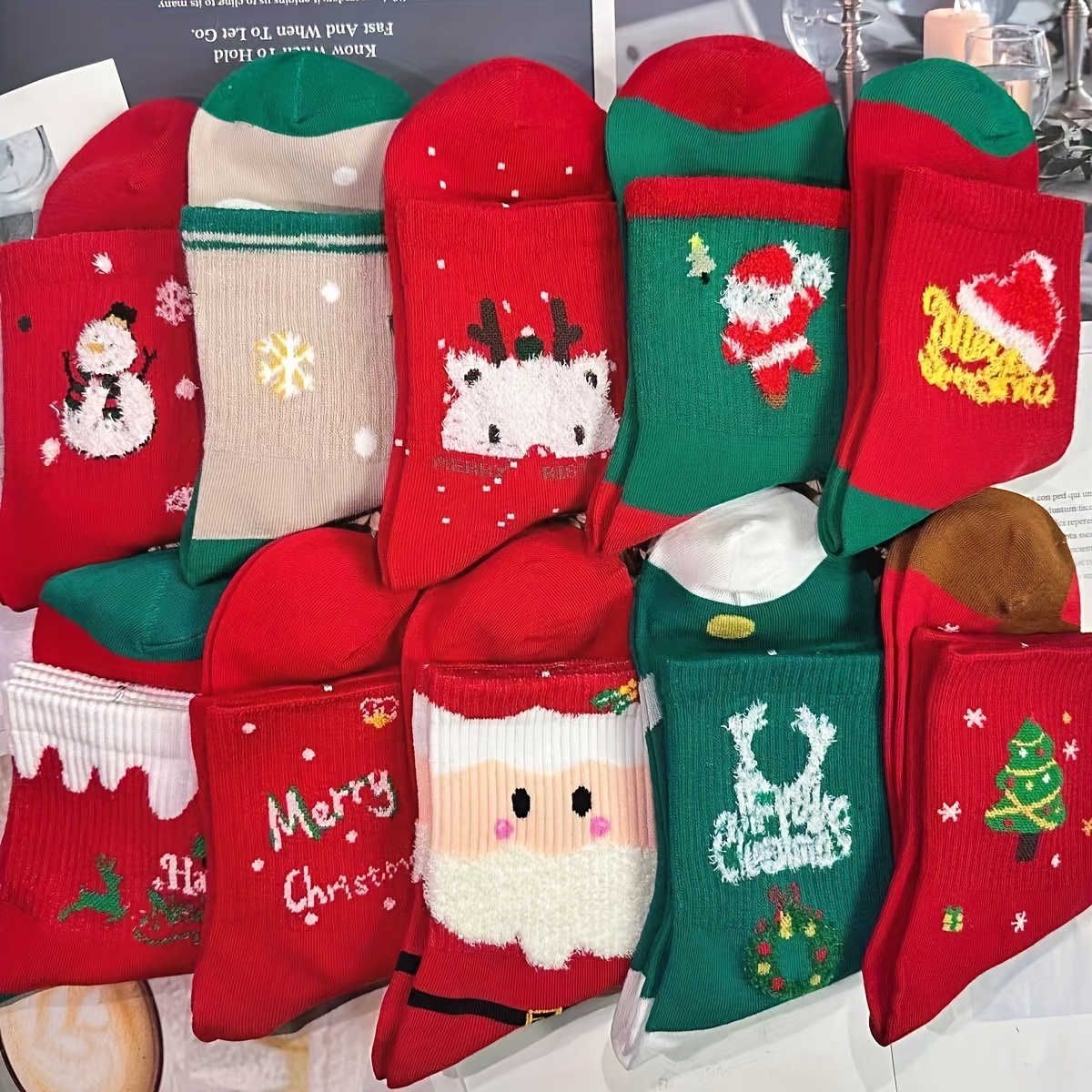 

5/10pcs Chaussettes de Noël Mignonnes à de Dessins Animés pour Femmes - Respirantes & Évacuant la Transpiration, Longueur