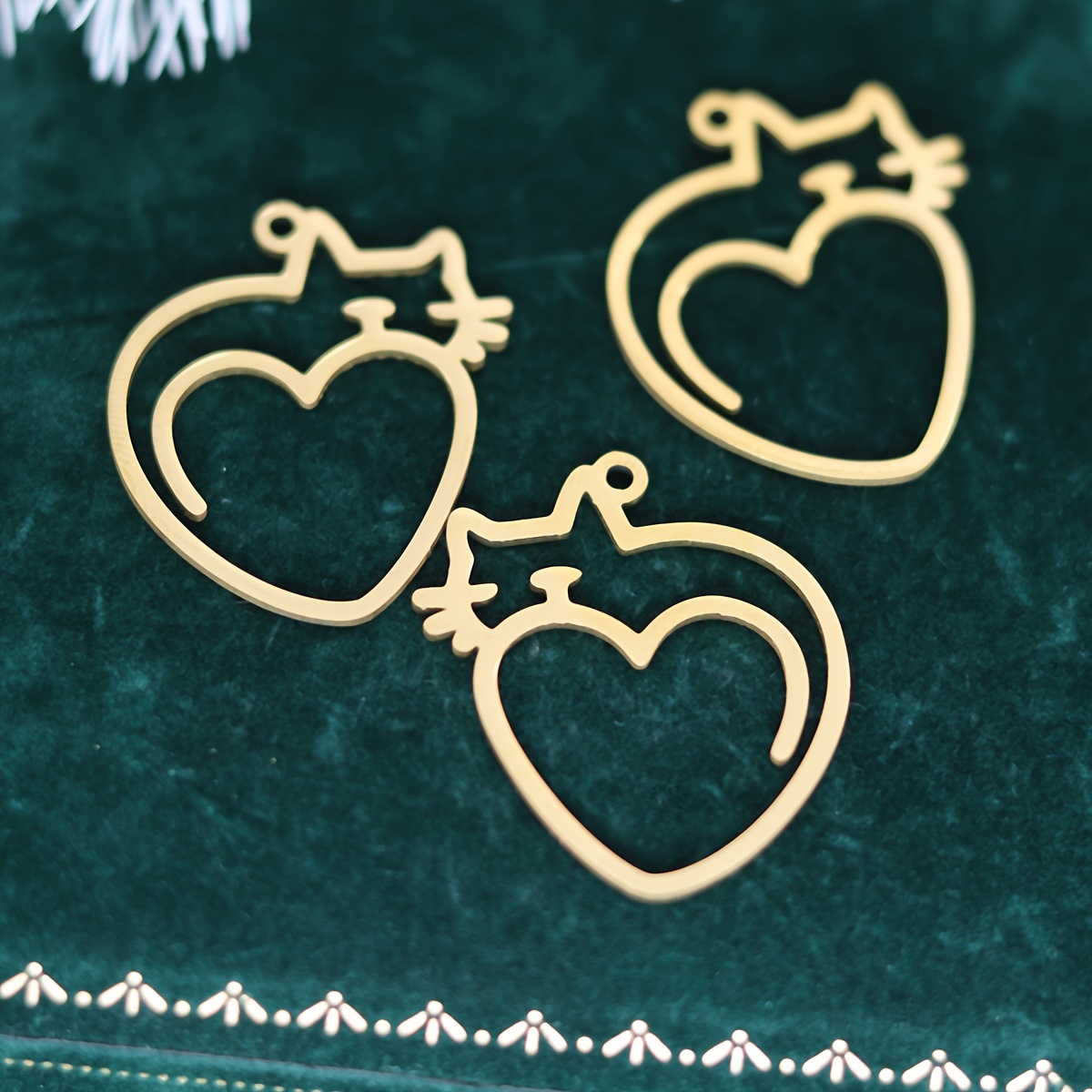 TEMU 3 piezas de acero inoxidable Kawaii Gato Bebé Colgante con , dijes para hacer joyas, collar vintage, aretes, fácil adición de línea de gato