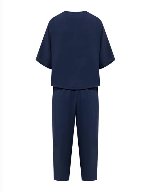 ladies short sleeve t shirt and trousers set