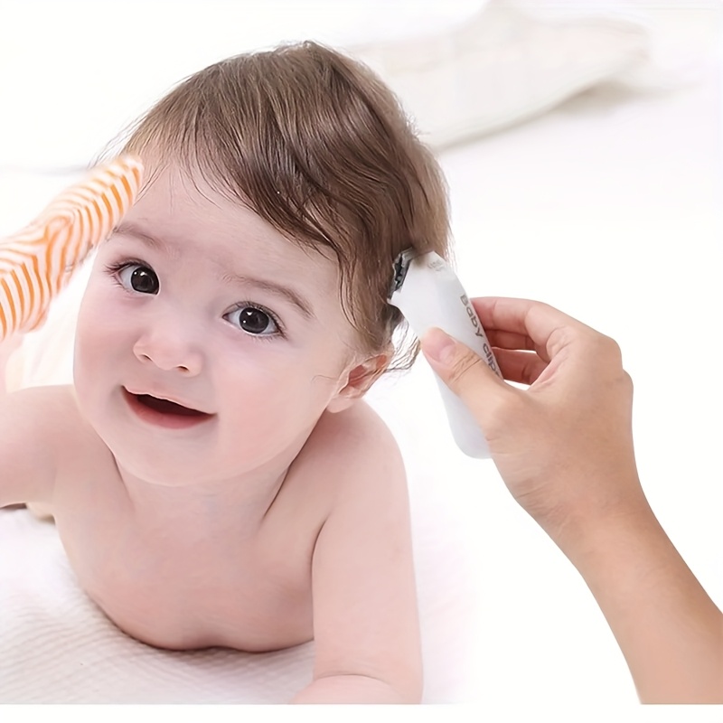 KEMEI Electric Hair Clipper is compact and portable, low noise, gentle shaving, children's family, special sculpting and shearing head artifact, with limiting comb, USB charging, simple operation, easy to shave, mini electric clipper