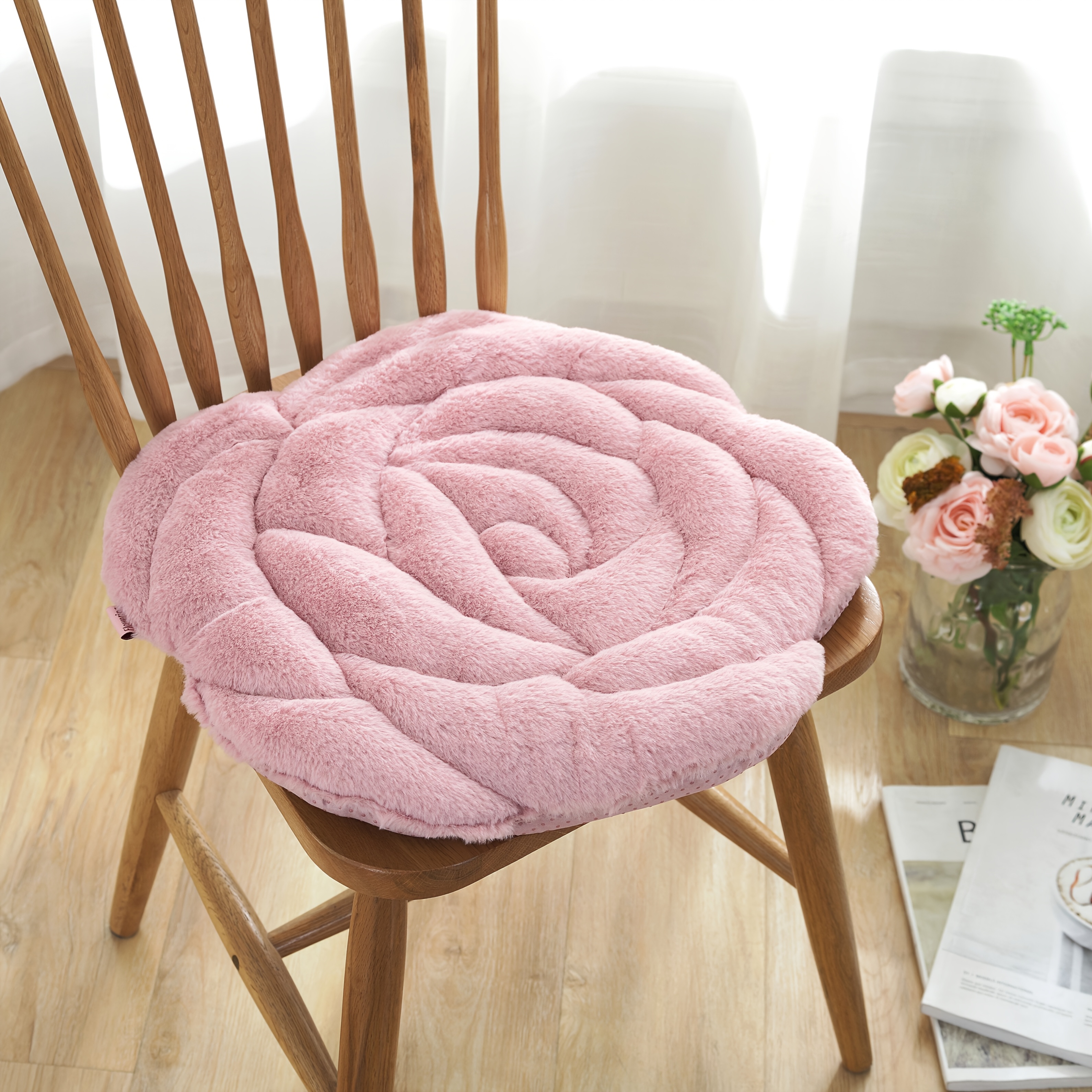 1pc Thickened Flower-shaped Ins-style Dining Chair/office Chair Cushion, Suitable For Tatami Mats, Plush Chair Pad