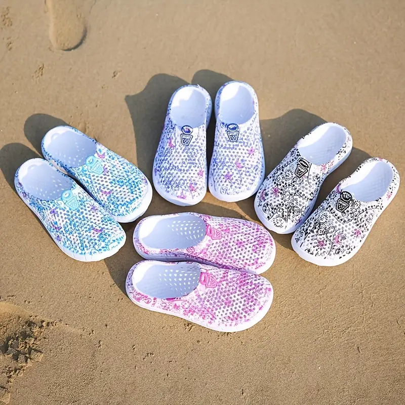 Starry Sky Floral Print Slippers Lightweight, Breathable Clogs with Toe-* for Beach Garden Wear, Indoor/*