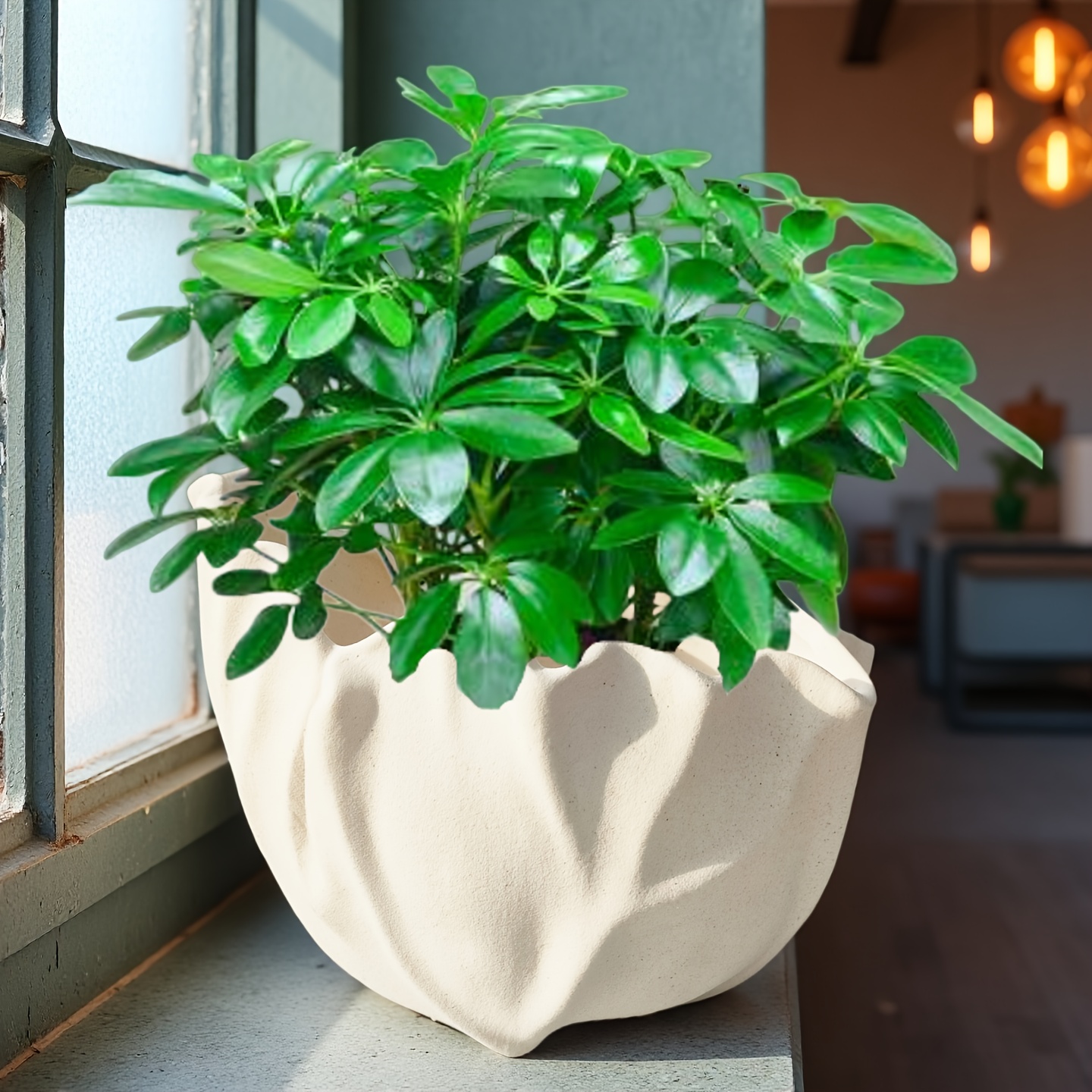 A Newly Launched Decorative Vase Featuring a Unique Fabric-textured Design with Irregular Pleated Shapes. Compact and Nimble, This Tabletop Vase Is Simple yet Stylish, Perfect for Home Decor in the Living Room, Study, or Dining Table. Also Suitable