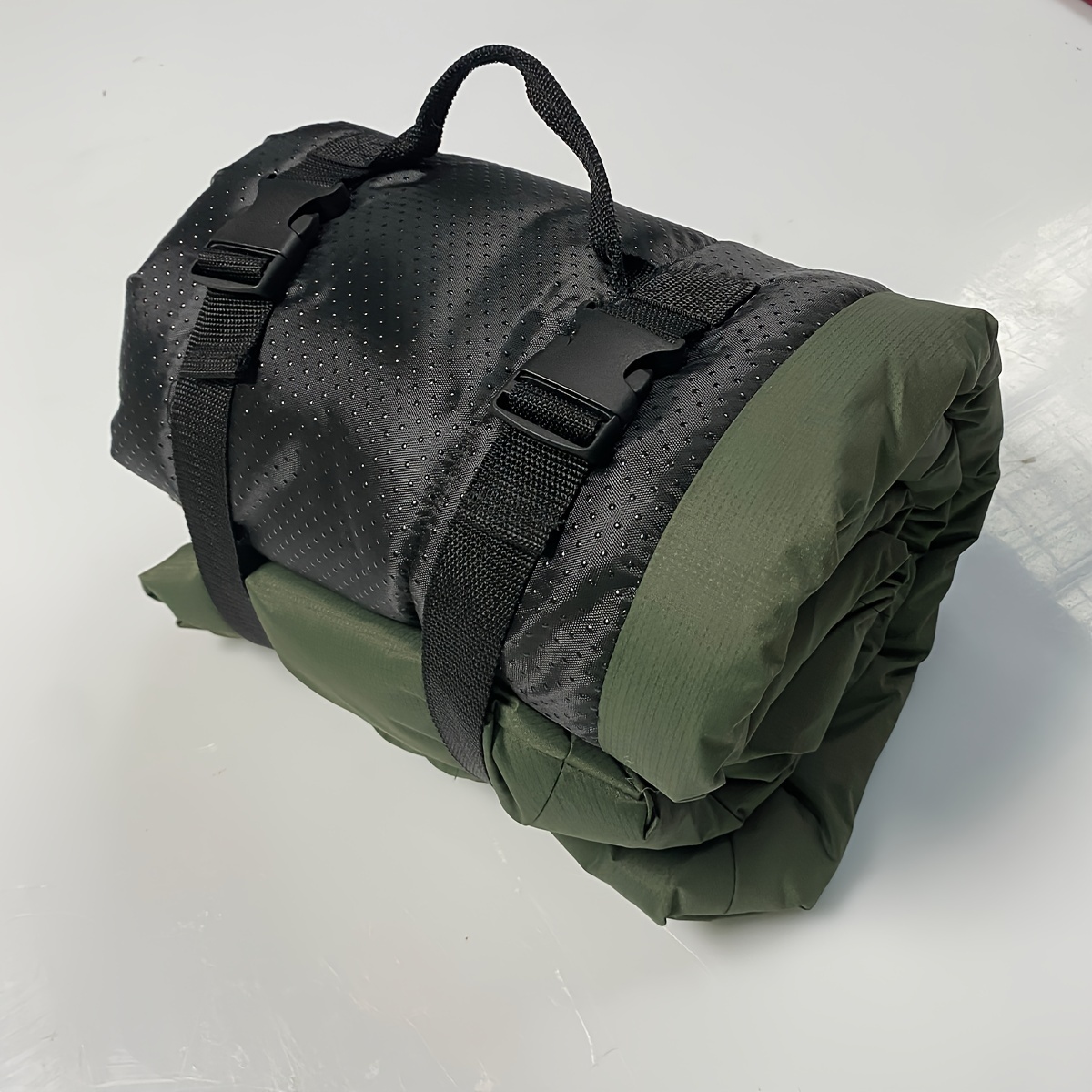 TEMU High Quality & Moisture-resistant Thick Portable Camping Dog Bed For Medium/large/small Dogs - Durable Polyester Outdoor Mat With Carry Handles,