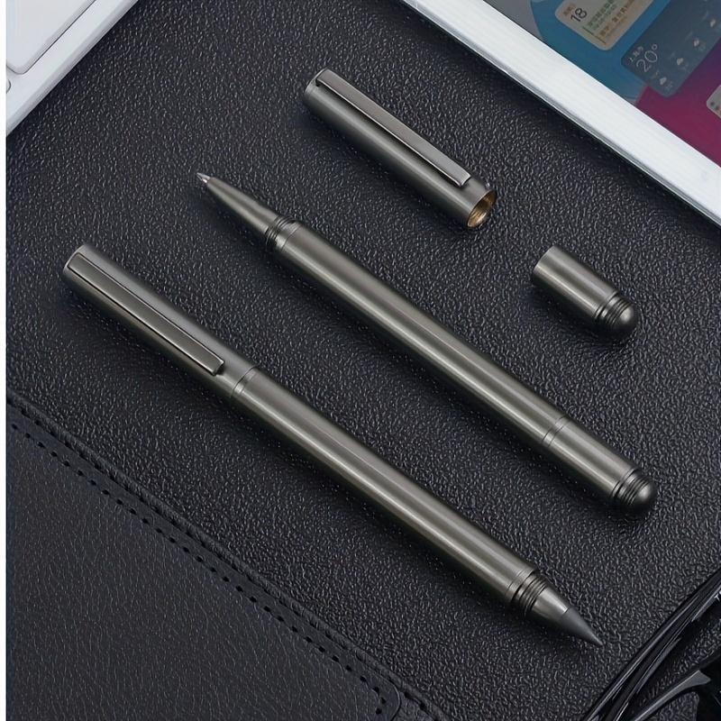 

A Variety Of High-quality Writing Instruments Including Metal Signature Pens, Everlasting Pens, Inkless Pencils, Business Metal Water-based Pens, And Black Technology Self-sharpening Pens.