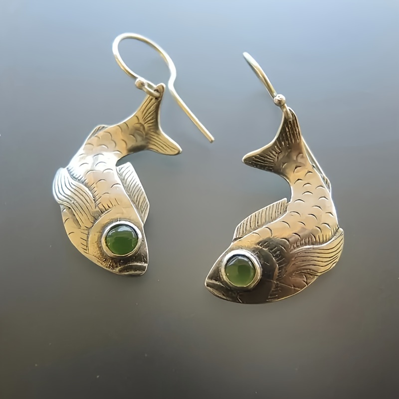 

1 Pair Of Fashionable Creative Retro Animal Small Fish Shape Design Sense Bohemian Earrings Earrings Are Suitable For Women's Daily Wear