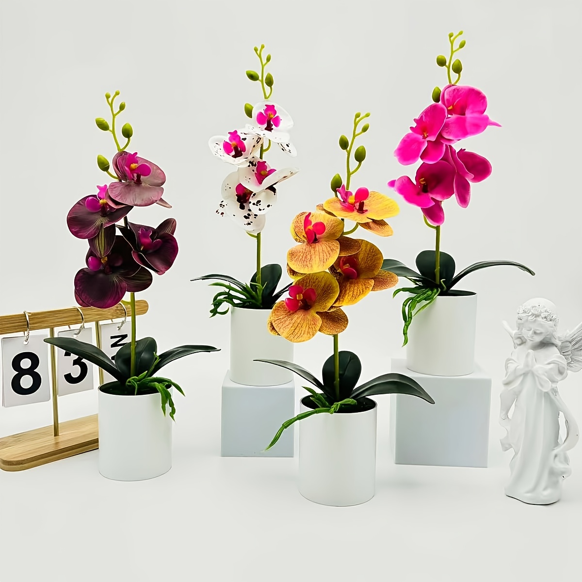 6 stuks levendige kunstorchideeën in art-decostijl in witte potten