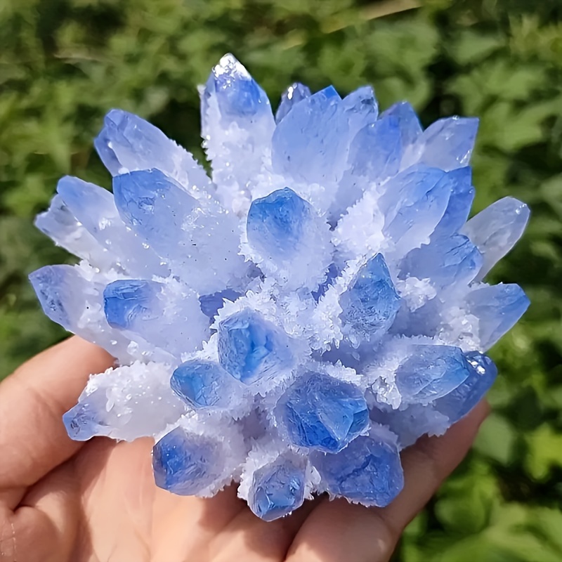 1pc Elegant Blue Quartz Crystal Cluster, Crystal Specimen For Home Office Aquarium Decoration, Suitable For Christmas, New Year, Football Gifts Crystals Crystal Figurines