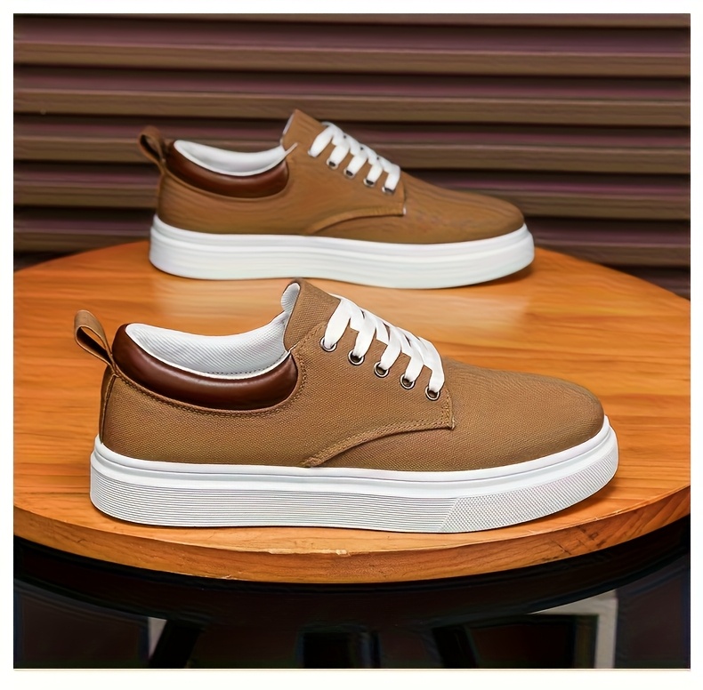 Baskets en Toile Homme Bicolore Chaussures décontractées en toile pour hommes, chaussures de skate tendance et polyvalentes, baskets de sport basses élégantes