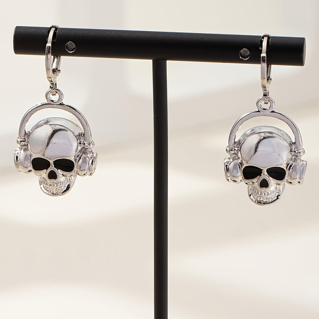 1 Pair Hip-hop Gothic Skull Head Music Lovers Design Party Ear Jewelry