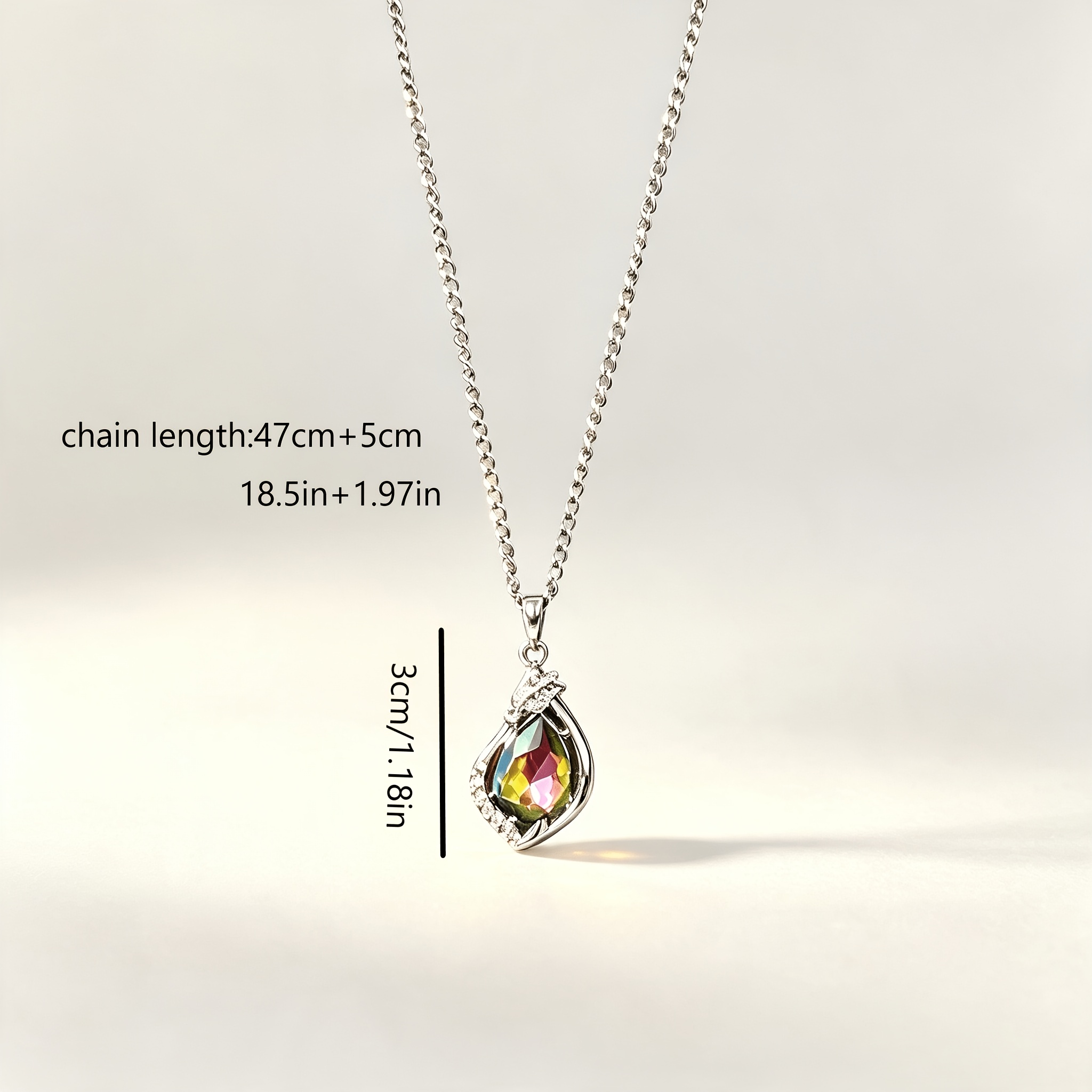 Women's Light Luxury Zirconia Set Choker Necklace with Waterdrop Gemstone