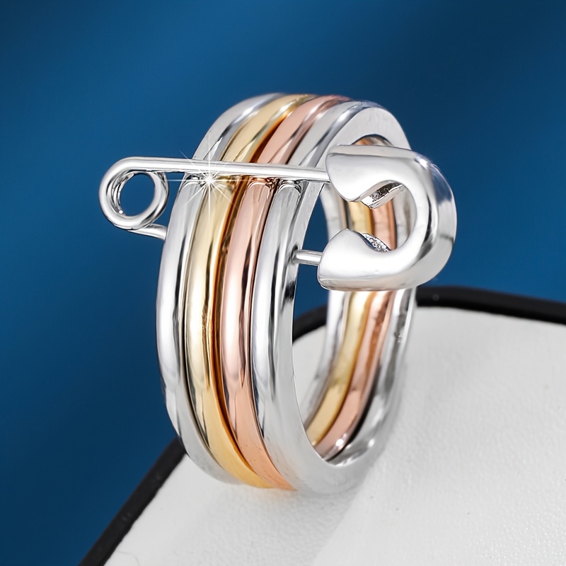 Gender-Neutral Ring That Splits For Custom Design