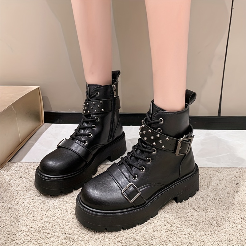 

Fashionable Black Studded Platform Ankle Boots With Side Zipper Round Toe And Buckle Detail For Women - Man-made Materials With Canvas Lining And Rubber Sole