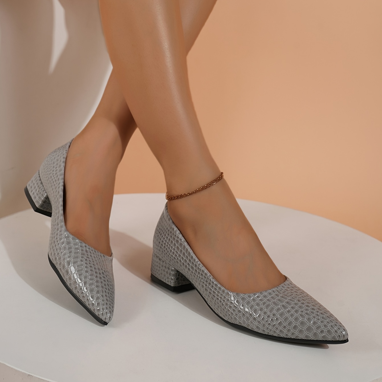 

Escarpins Mary Jane Chic Été 2024 pour Femmes à Bout - Talon Bas , Chaussures Toutes à Enfiler avec Tige Souple