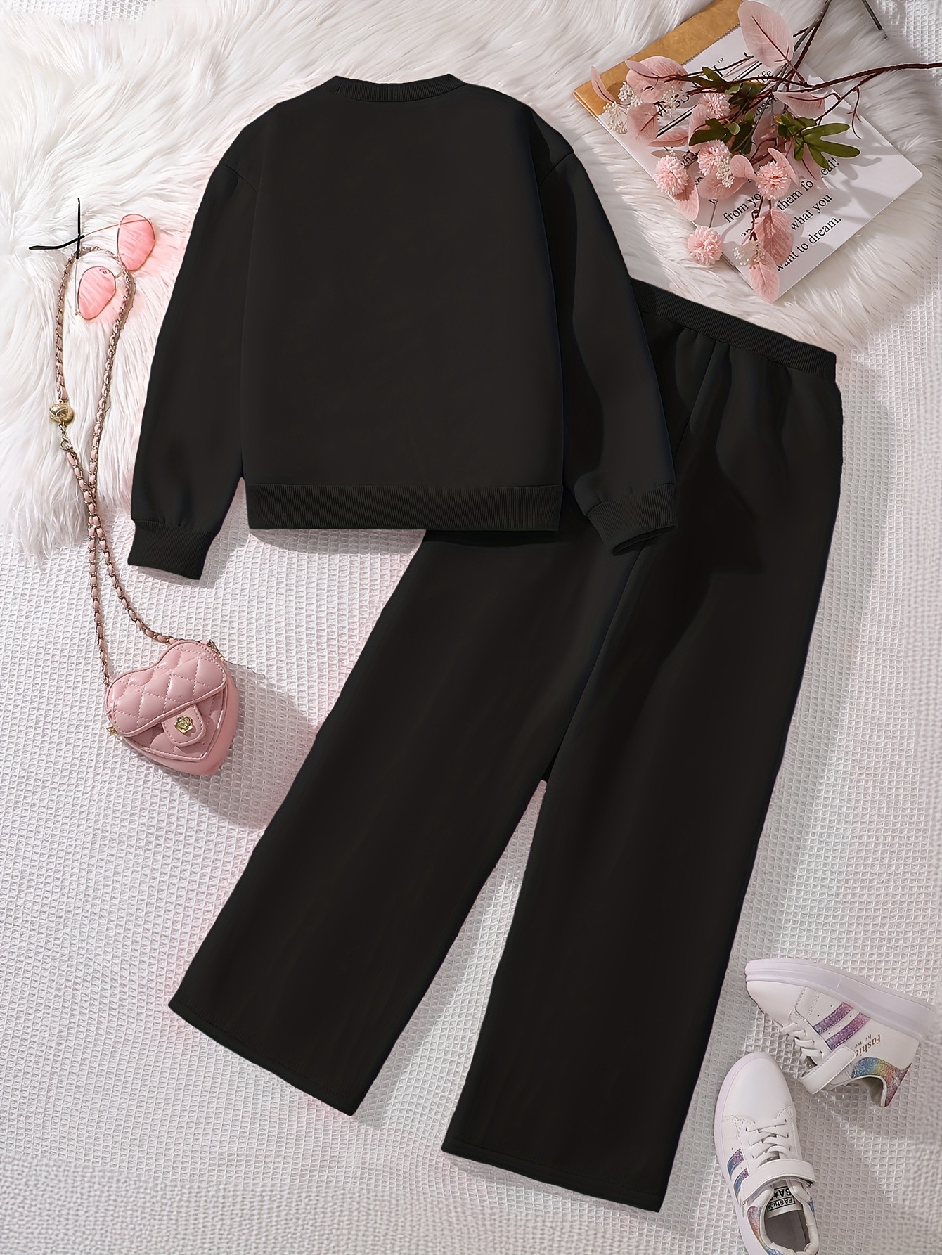 2pcs Set Cute Solid Color Plush Heart Sweatshirt and Pants