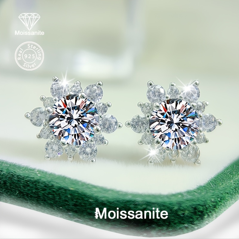 

Moissanite Snowflake Stud Earrings For Women, 1 Carat White Moissanite, 925 Sterling Silver, White Rhodium Plated, Lightweight 1.68g, Ideal For Party, Banquet, Ramadan, Gift Jewelry