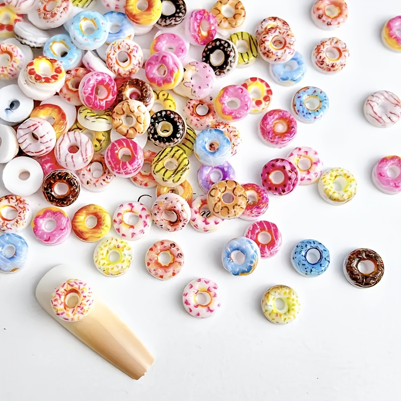 

30pcs 3D Résine Donut Nail Art Charms, Strass à dos plat pour la d'ongles DIY, Scrapbooking, Décorations de mariage - Embellissements artisanaux en polyrésine