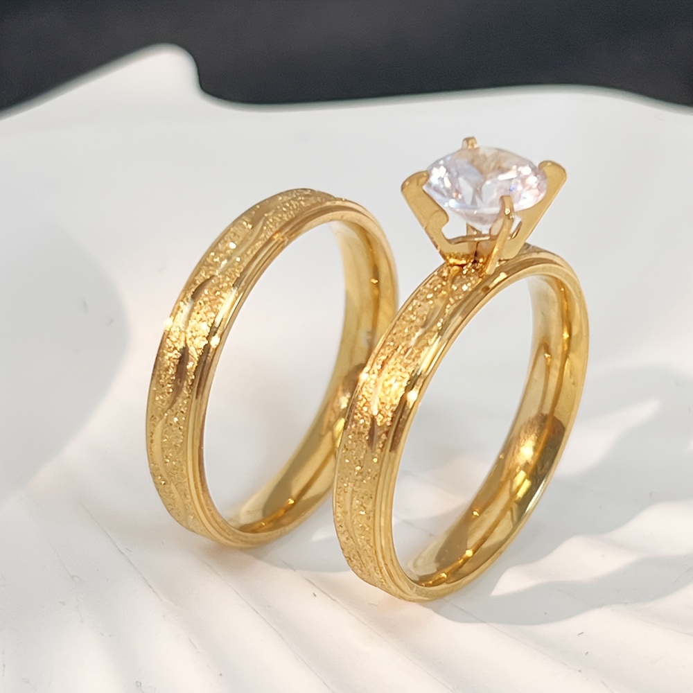 Image of 2 Fashionable Electroplated Wedding Finger Rings. Made Of Stainless Steel. Are Wedding Proposal Rings, Elegant And Versatile Finger Rings Suitable For Couples As Gifts And Additions