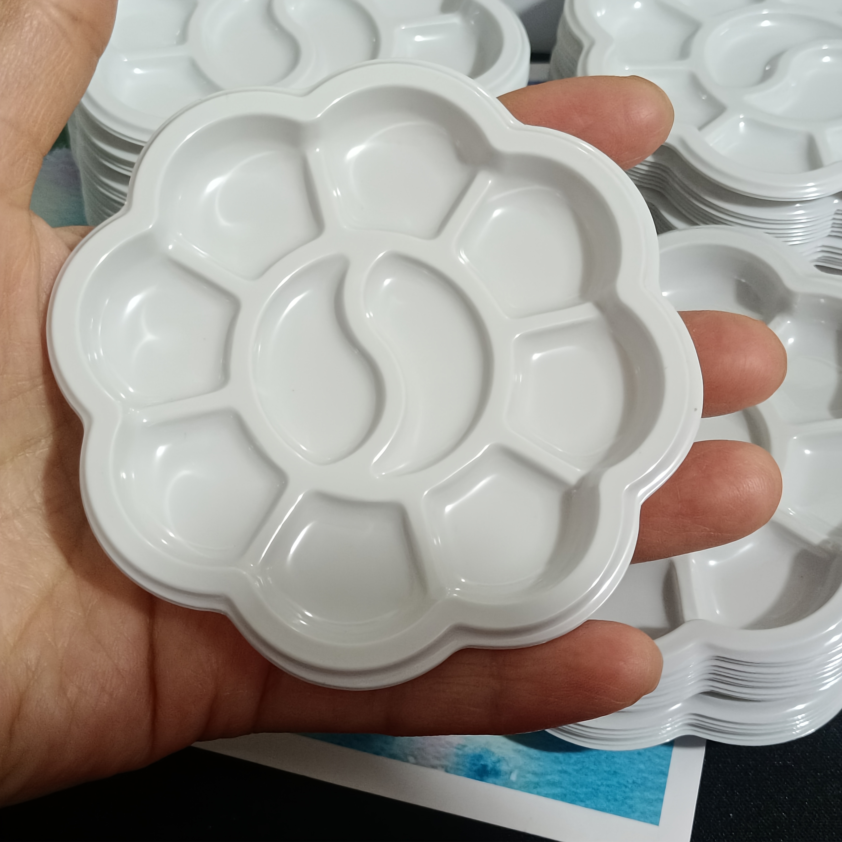7pcs 21pcs mini flower shaped plastic palette suitable for watercolor acrylic and gouache mixing painting supplies