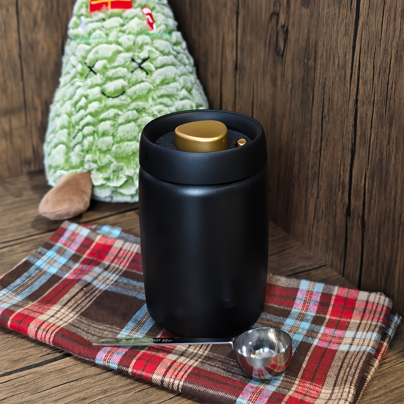 1 Coffee Bean Vacuum Storage Container Of High-quality And Durable 304 Stainless Steel, Which Is Heat-insulated, Light-proof, And Moisture-proof