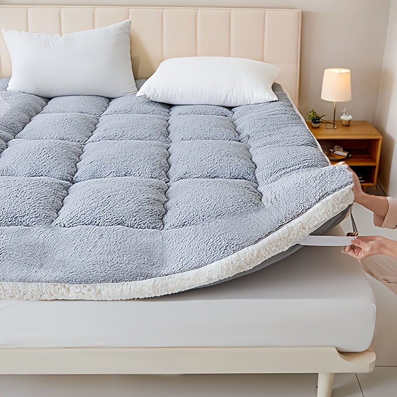 Image of Sherpa Fleece Mattress Topper, Breathable And Soft Mattress Pad, Cooling Luxury Plush Mattress Cover, Soft Plush Pillow Top With Polyester Fill, Machine Washable Bedding Pad For Spring And Summer