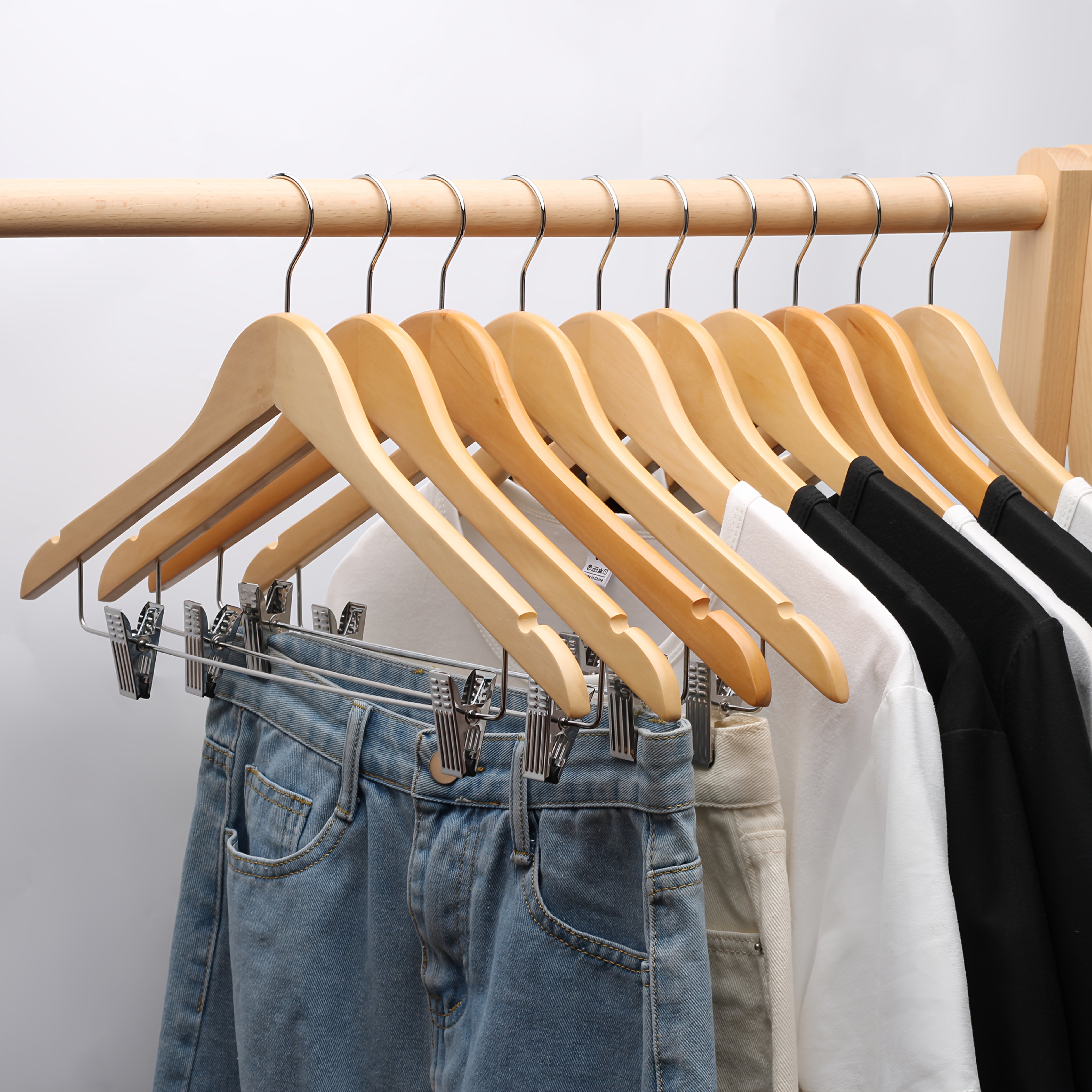 Porno xotini eriga jinsiy aloqa qilish uchun kattalar qiz dostini olib keladi Tajikcha jinsiy aloqa video