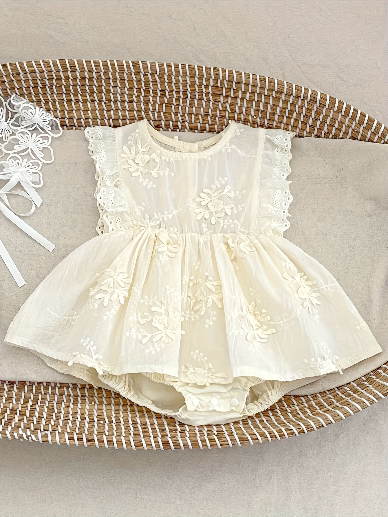 old lace dress sold on Temu Canada