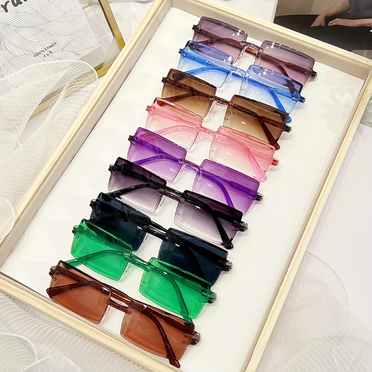 

9pcs Frameless Rectangular Fashion Glasses Gradient Ocean Lens Fashion Street Style Ins Trendy Shades For Unisex