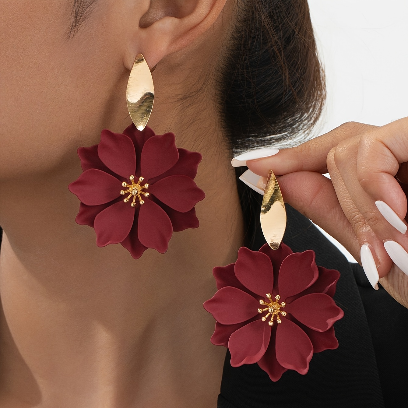 

1 Pair Of Fashionable Exaggerated European And American - Hot Selling Flower Women's Earrings, Valentine's Day Gift