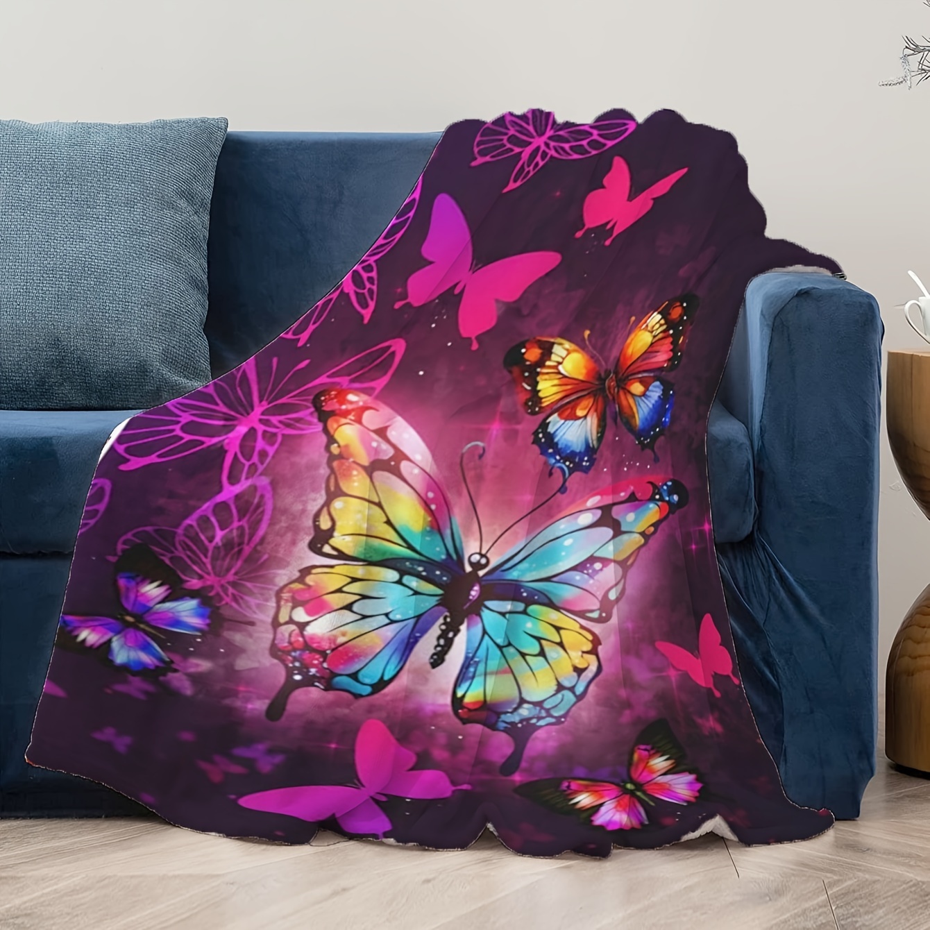 

Butterfly Print Plush Blanket - Chunky Knit Polyester Fiber Throw, All-season Comfort, Machine Washable - Uncharged Operation, Versatile Home Decor