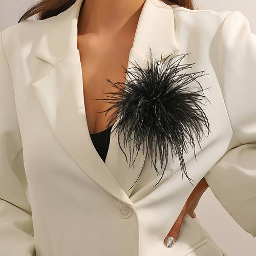 1pc bohemian vintage elegant fashion handmade artificial feather brooch high end exaggerated duckbill pin for groom bride bridesmaid dresses valentines day womens day mothers day gift for lovers suitable for daily wear parties backpack badges brooche for women back pocket badges original brooch for women