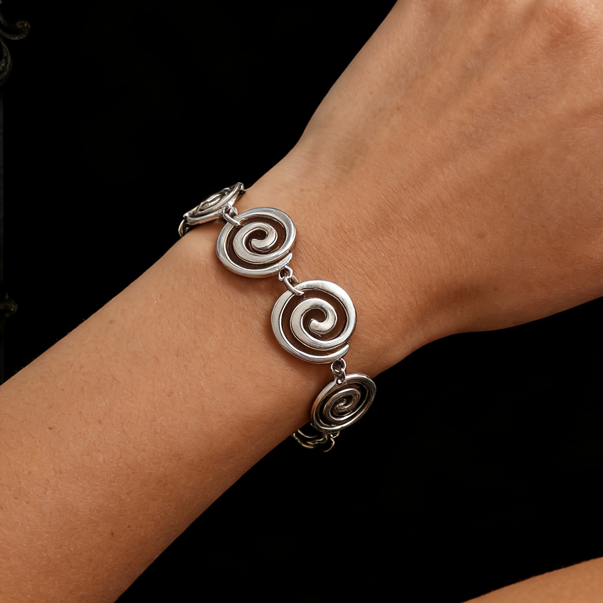E-shop handgefertigtes K-beschichtetes Legierungs-Kettengliederarmband – Sonnenwirbel-Glied, geeignet für Männer & Frauen,