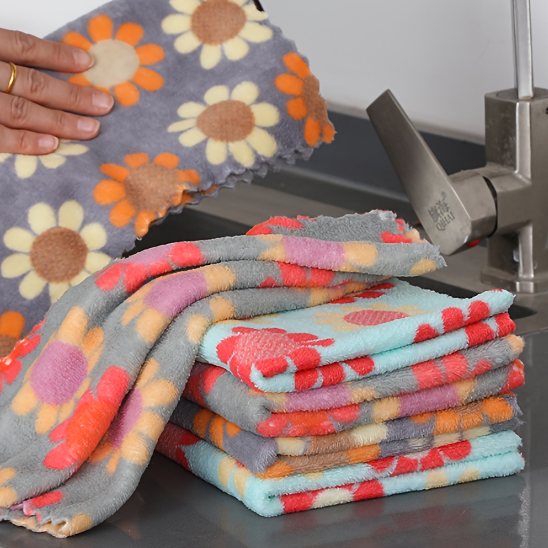 4pcs floral coral dish cloth set super absorbent kitchen cleaning towels soft reusable dishwashing cloths for wiping glassware dishwashing and stain removal colorful floral pattern microfiber cleaning cloths multipurpose for kitchen bathroom Product details 2