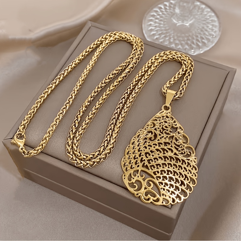 TEMU 1pc Exquisite Carved Hollow Water Drop Pendant Necklace, Court , Fashionable All-match Necklace, Unisex, Suitable For Daily And Vacation Wear,